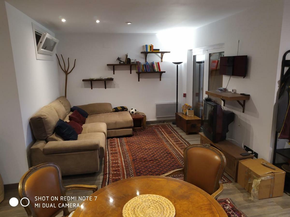 Angoustrine Apartamento Angostrina מראה חיצוני תמונה